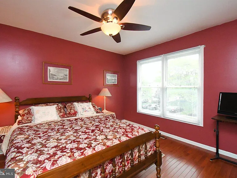 187 Pinecrest Ln — Photo 13