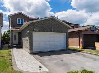 1566 Marshcourt Dr #Basement, Pickering, ON L1V 6G2