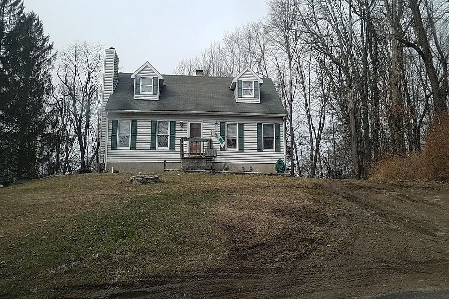 1st image of 941 Edgewood Dr