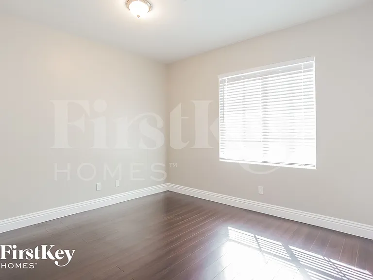 9100 Little Horse Ave — Photo 11
