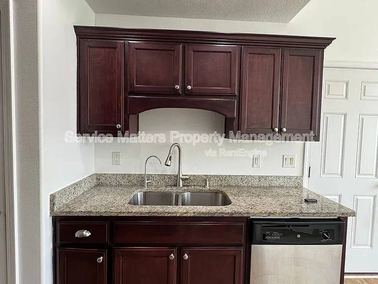 4496 Fiske St — Photo 11