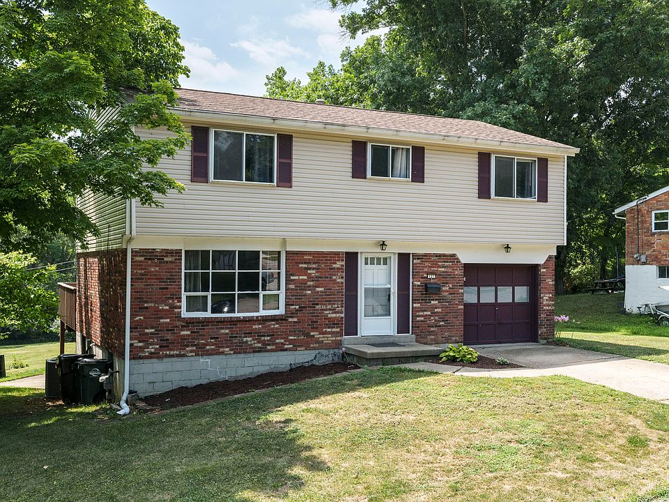 1st image of 127 Brookwood Dr