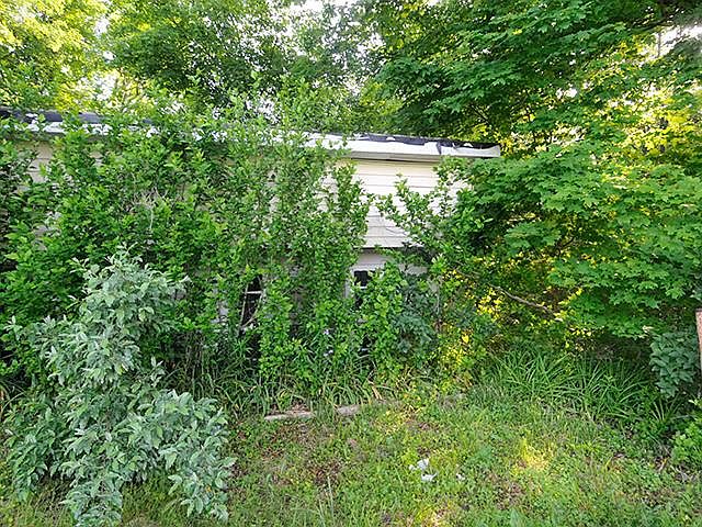 2nd image of 7525 S Harmony Rd
