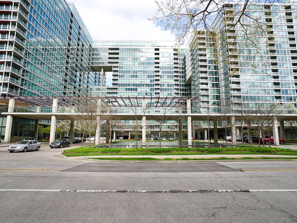 1st image of 9655 Woods Dr Unit 1106