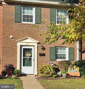 415 Greenbrier Ct, Fredericksburg, VA, 22401