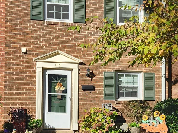 415 Greenbrier Ct, Fredericksburg, VA 22401
