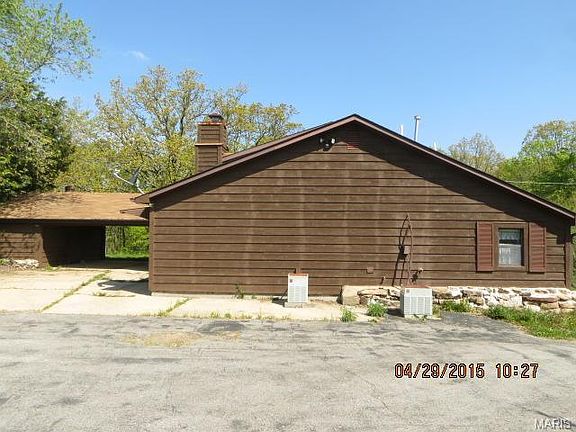 2nd image of 1578 Highway K St
