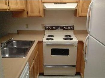 5th image of 938 N Benton Ave