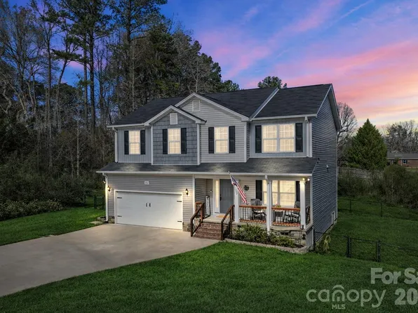 270 Pine St, Biscoe, NC 27209