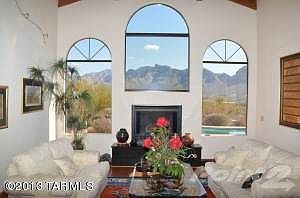 INCREDIBLE MOUNTAIN VIEWS FROM LIVING