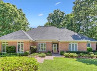 9405 Prestwick Club Dr, Johns Creek, GA 30097