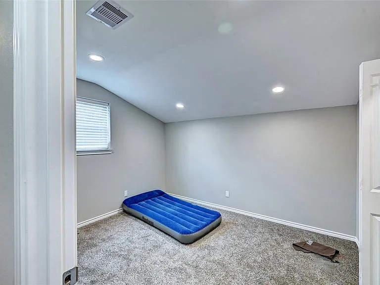 268 Sunrise Dr — Photo 41