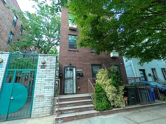 Rented by Dream NYC LLC | media 20