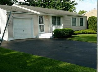 4968 Windgate Rd, Liverpool, NY 13088