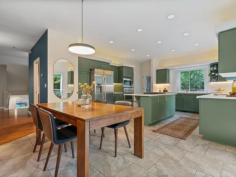 116 Parkside Dr — Photo 4