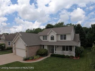 5589 Star Flower Dr, Haslett, MI 48840