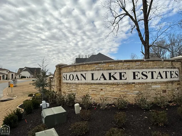 4008 Sloan Lake Cv, Jonesboro, AR 72404