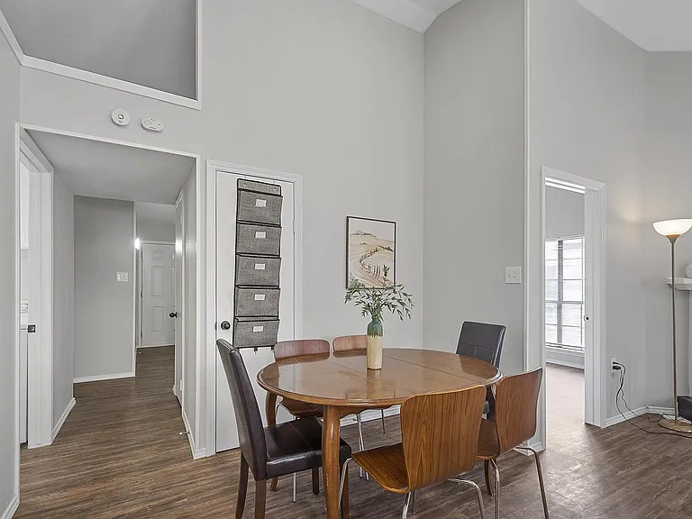 5510 Heathercrest Dr — Photo 9
