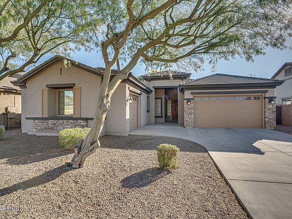 5th image of 13813 W MONTEREY Way