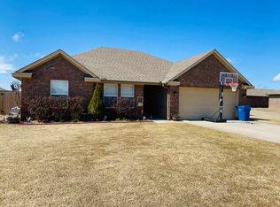 605 Carnes Cir, Perkins, OK 74059