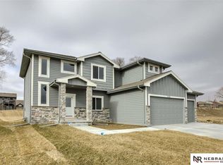18314 Patrick Ave, Elkhorn, NE 68022