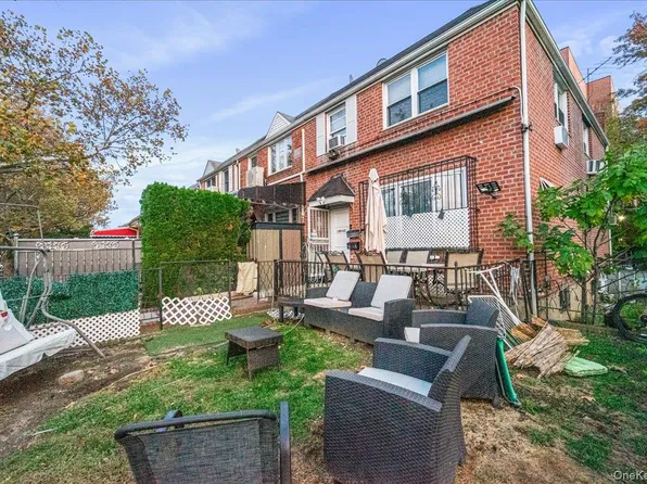 150-02 78th Road, Flushing, NY 11367