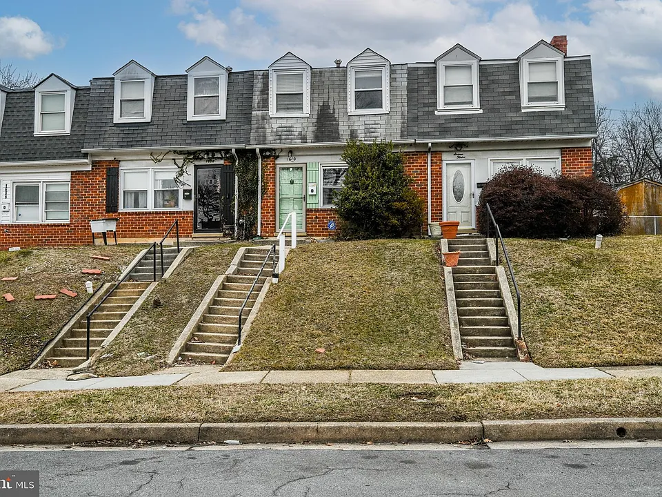 1610 Wentworth Ave