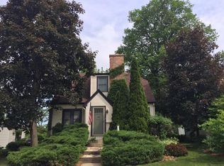 917 Edward St, Delavan, WI 53115