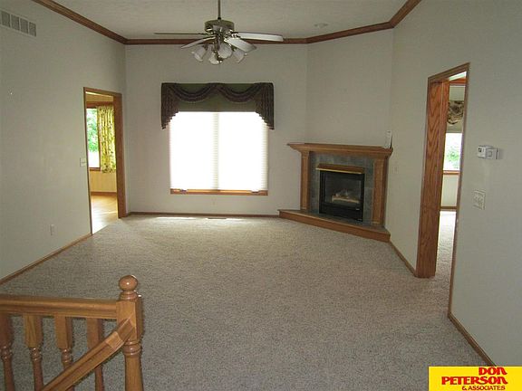 4th image of 2832 N Belvedere Ave