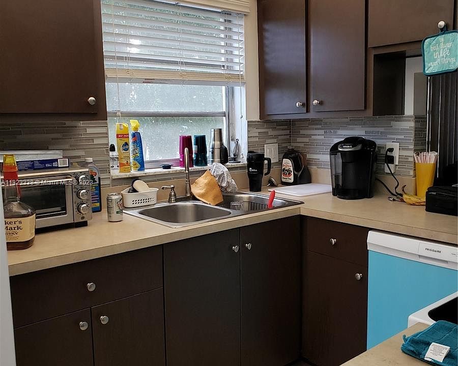 1st image of 6001 NW 61st Ave APT 301