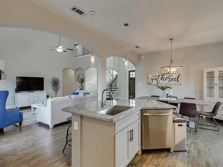 4713 Highgate Ln — Photo 15