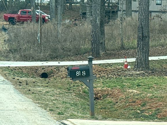 5th image of 81 Main St