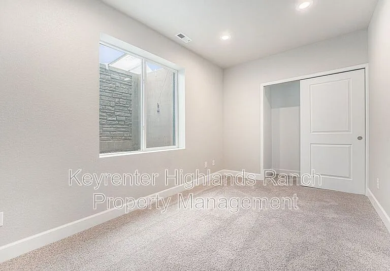 8504 Garden City Ave — Photo 16