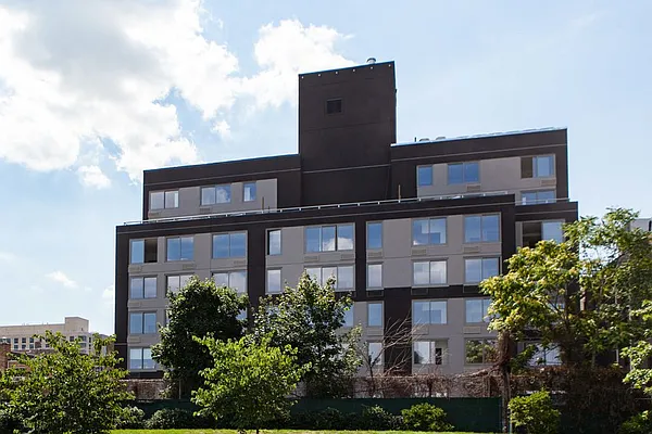 Rented by HCO NY | media 14