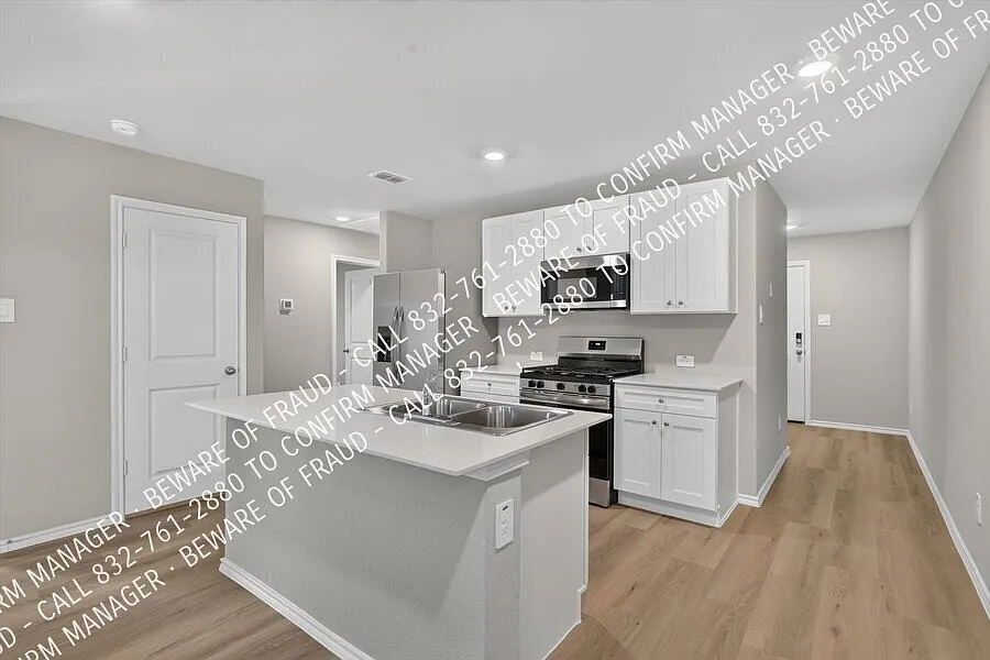 Brand-New 2026 Home for Rent Prime Location Near UNT & Highway 380 — Photo 4