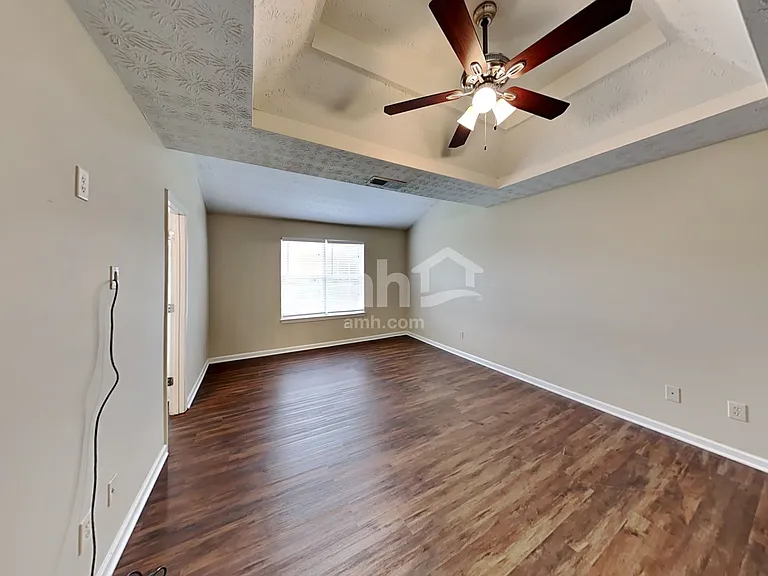 602 Thrasher Ct — Photo 15