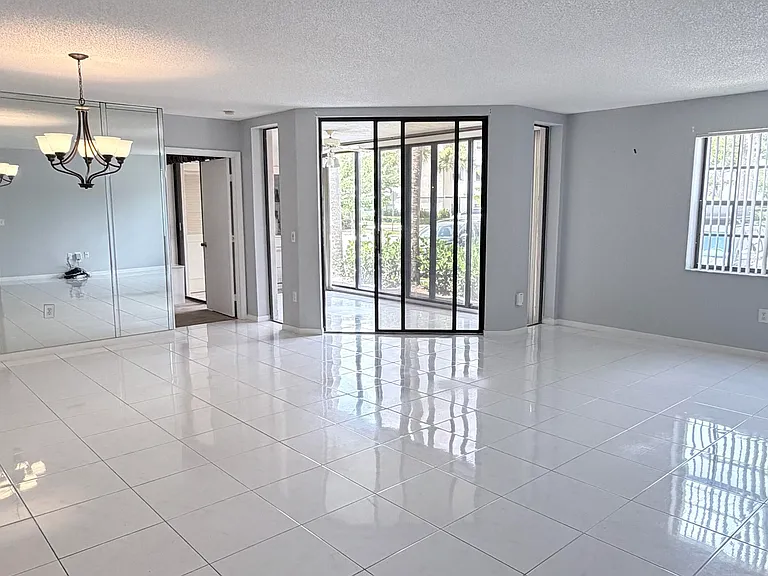 5136 Floria Dr #G — Photo 5
