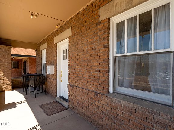 5th image of 1606 Hawthorne St