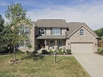 8348 Hampton Cir W photo 1