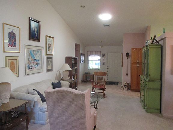 4th image of 5264 Crystal Anne Dr