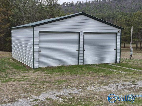 4th image of 739 Rifle Range Rd