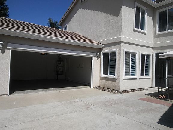 3rd image of 6443 Sonora Pass Way