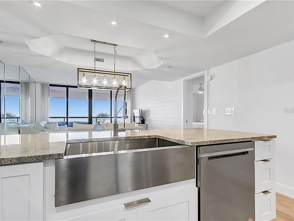 4th image of 1310 Gulf Blvd APT 3C