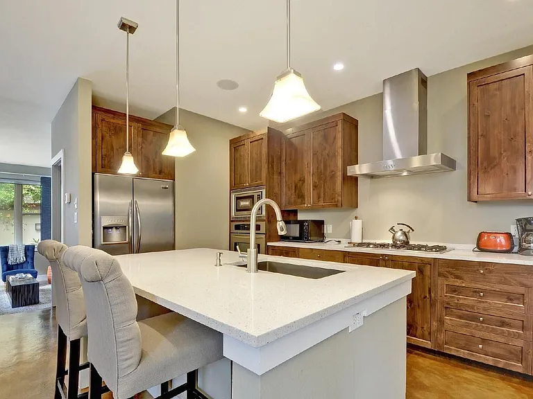 2111 Melridge Pl #B — Photo 10