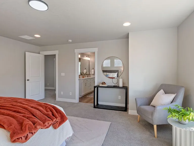 2101 W Northridge Dr — Photo 11