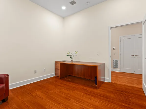 90 Bay Street Landing image 9 of 49