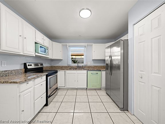 4th image of 3512 Ellington Ave