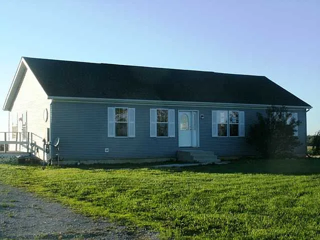 620 N 300 W photo 1