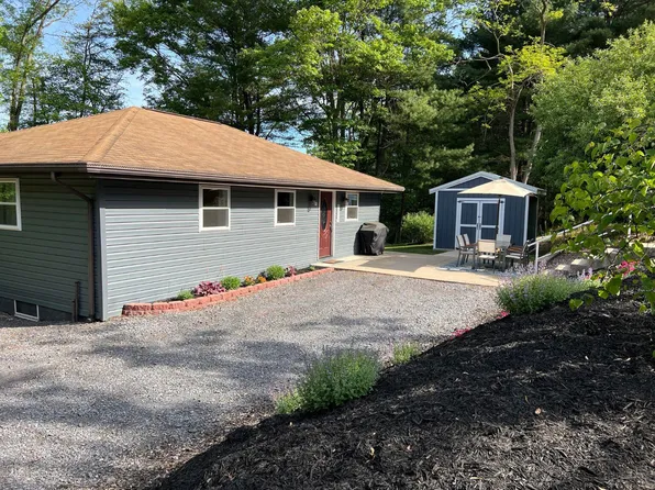 10 W 33rd St, Huntingdon, PA 16652