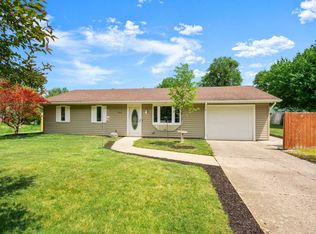 1901 E Cedar Canyons Rd, Fort Wayne, IN 46845